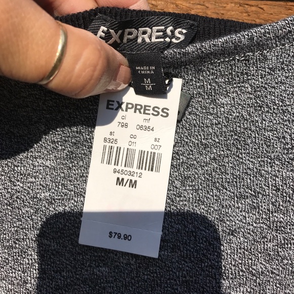 Dress - Picture 4 of 5