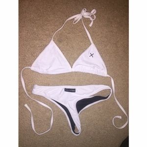 Boutine LA white and black bikini (48 hour sale)