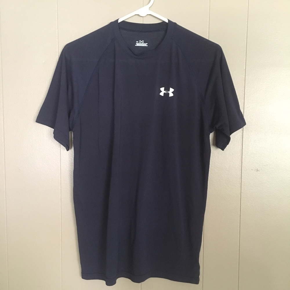 Navy Under Armour tee