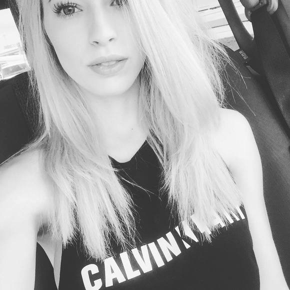 Meet your Posher, Caiti - Picture 1 of 1