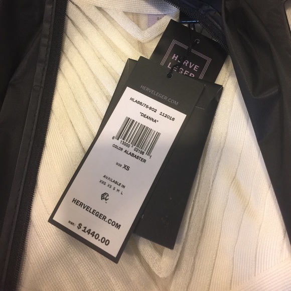 XS Herve leger White dress - Picture 4 of 4