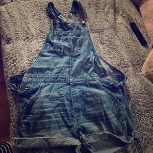 Short over alls