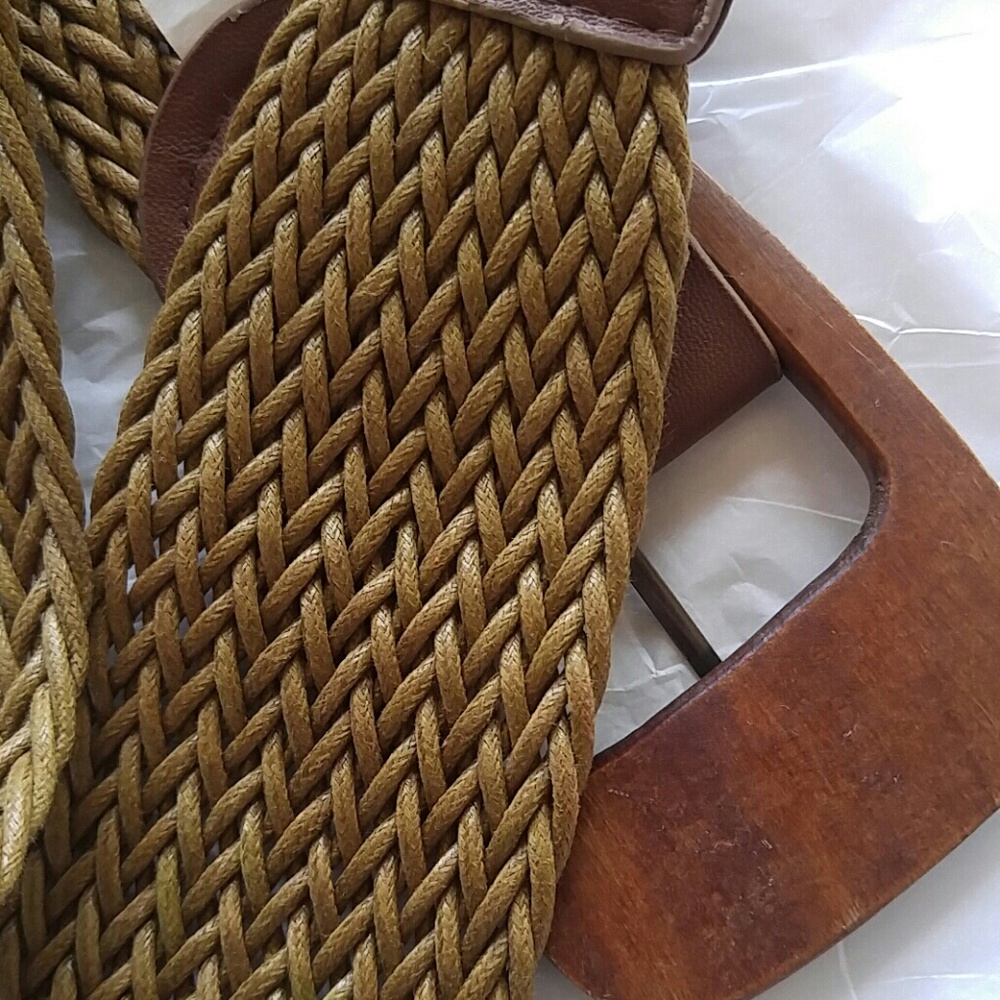 Belt - Picture 7 of 8