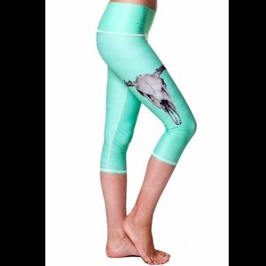 XS Teeki - Deer Medicine Goddess Capri - Turquoise