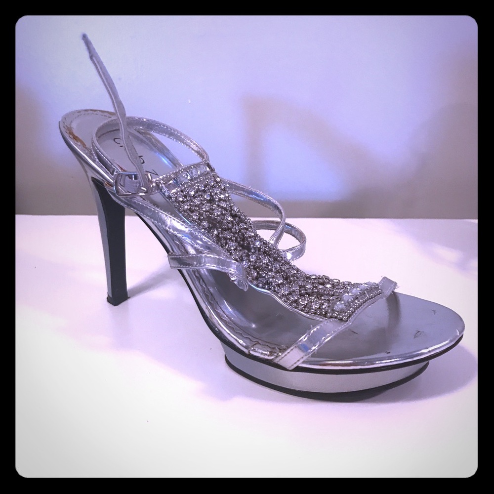 Club Zone silver bling heels sz. 8
