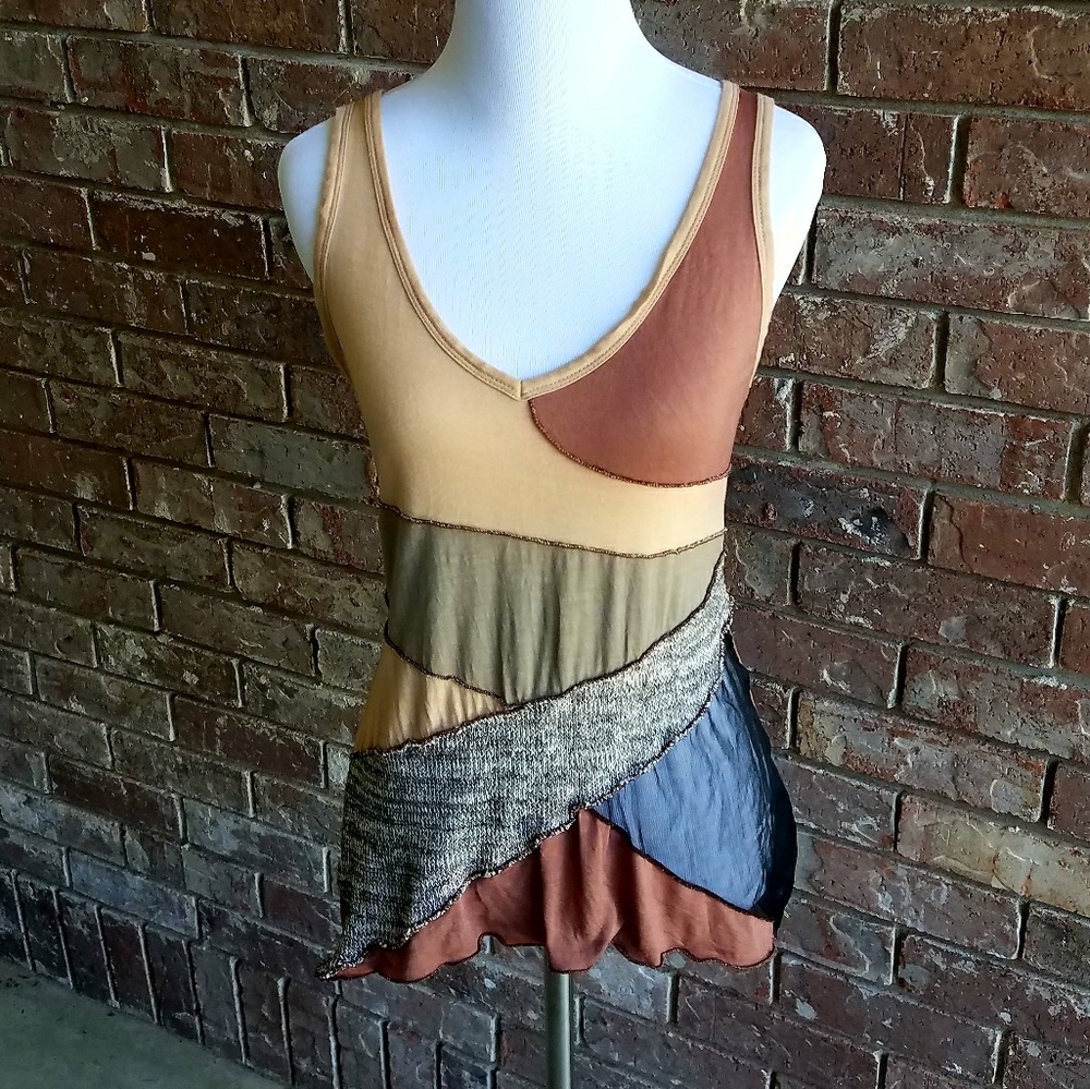 NWOT Yak and Yeti Neutral Boho Colorblock Tank Top