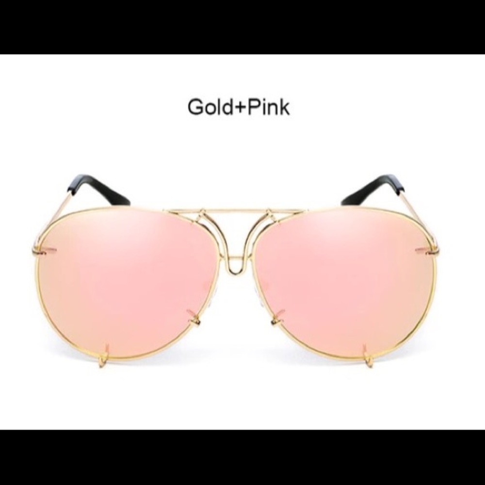 💕ROSE GOLD MIRROR SUNGLASSES💕