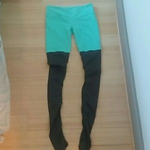 Alo yoga goddess leggings