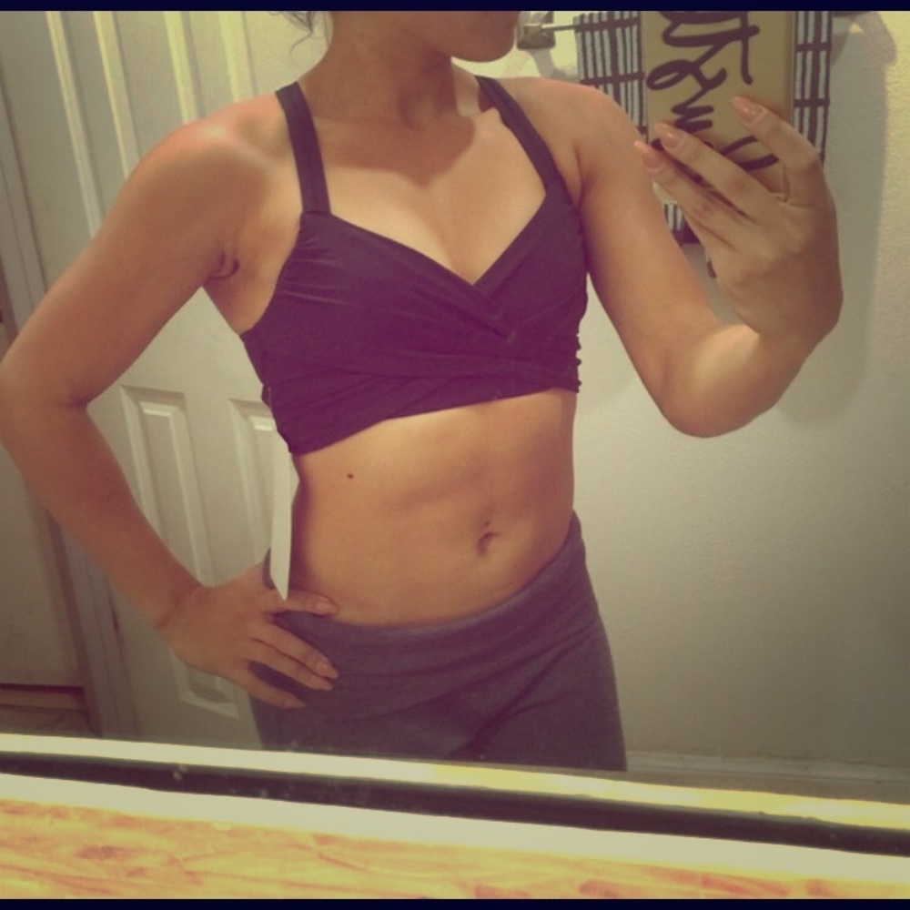 Lululemon Wrap It Up Sports Bra Sz 4