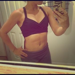 Lululemon Wrap It Up Sports Bra Sz 4