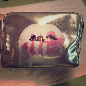 KYLIE Make-up bag