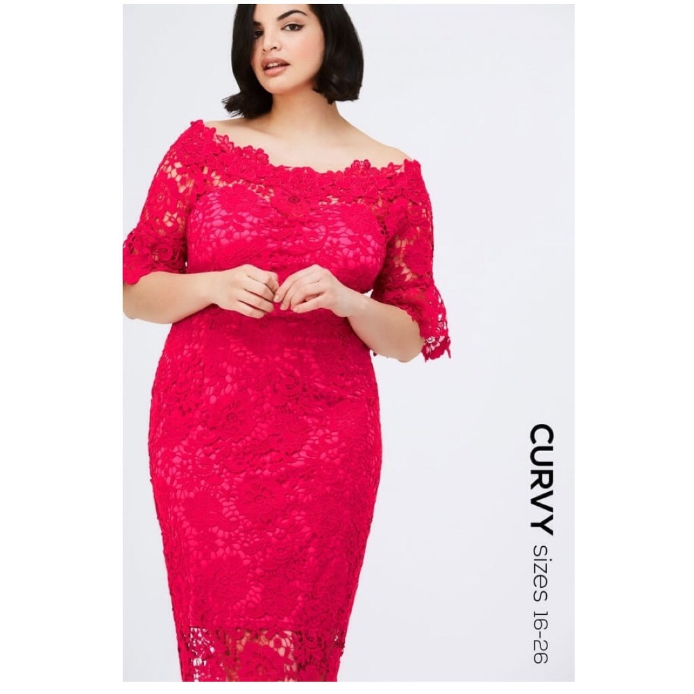 PAPER DOLLS CURVY PINK lace DRESS
