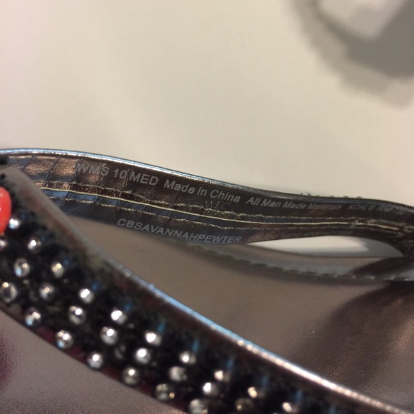 Women's Wedge Sandals - Picture 4 of 4