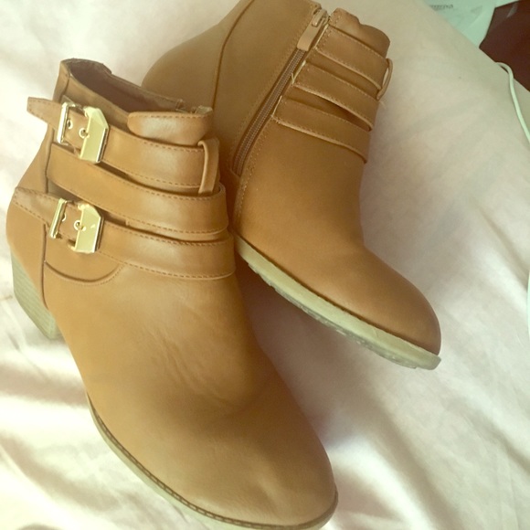 Leather ankle boots - Picture 1 of 1