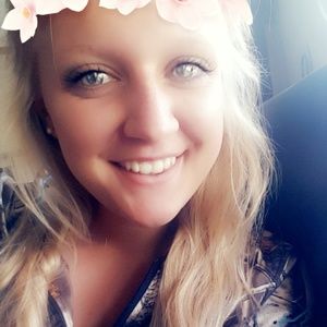 Meet your Posher, Kaitlynn