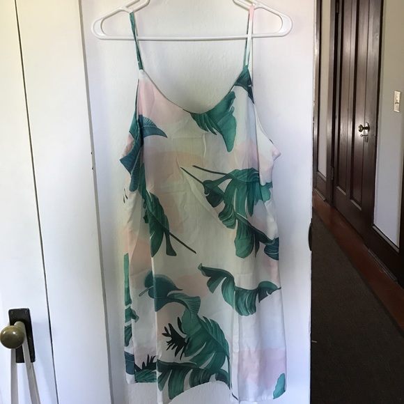 Sale! π΄ Palms dress - Picture 3 of 3