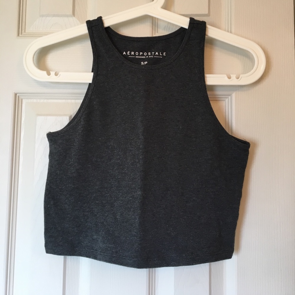 2 Crop tops