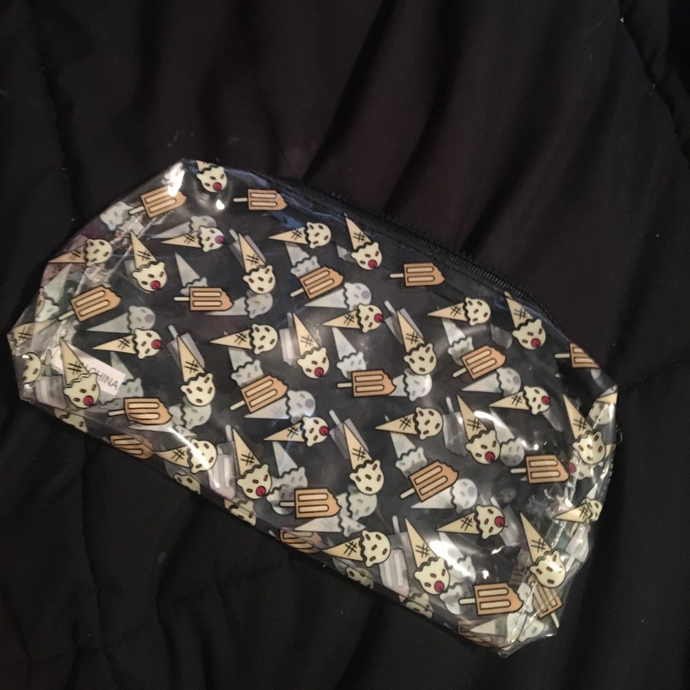 Makeup bag