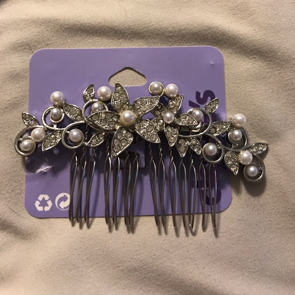 Pearl and Rhinestone Hair Comb