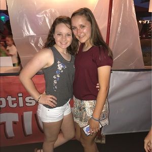 Meet your Posher, Liv