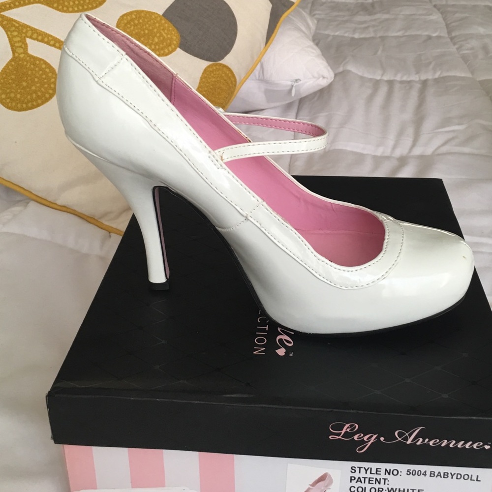 Leg Avenue Mary Jane