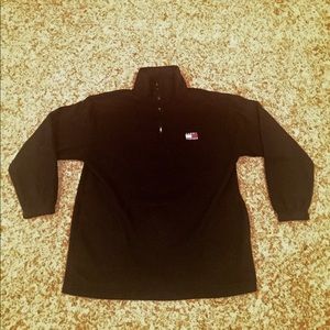 Men's Size M Tommy Hilfiger quarter zip fleece.