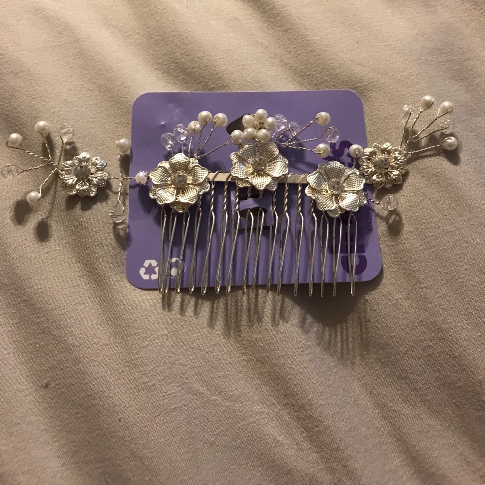 Pearl and Rhinestone Hair Comb