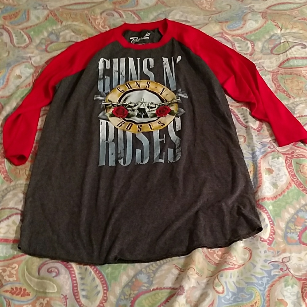 Concert baseball tee shirt Guns N Roses