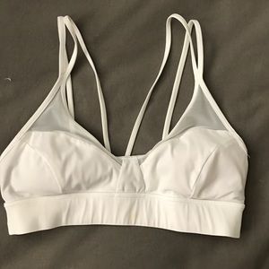 White size 4 bra