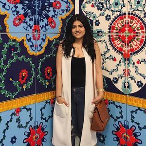 Meet your Posher, Helen