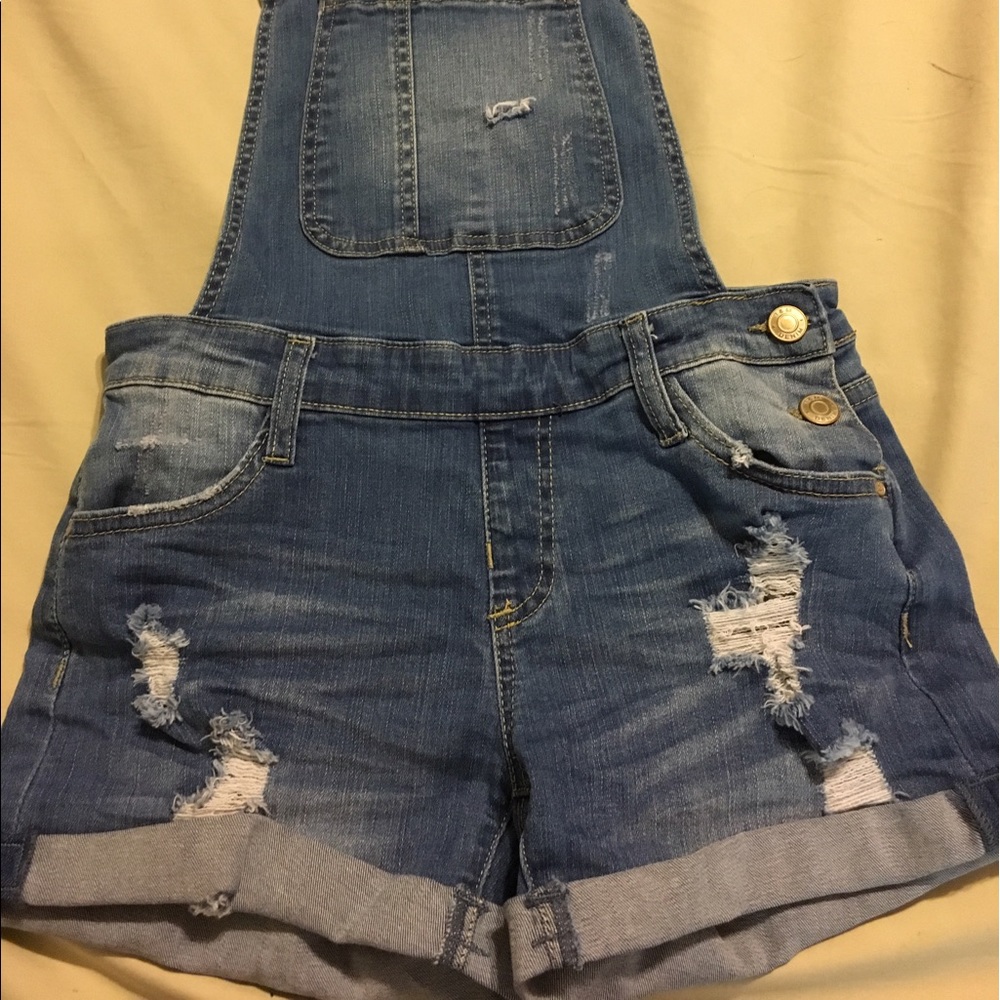 Jean Short Overalls! 😍