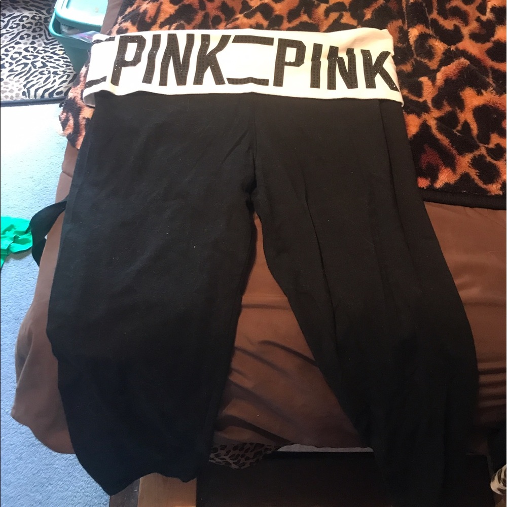VS skinny cropped yogas
