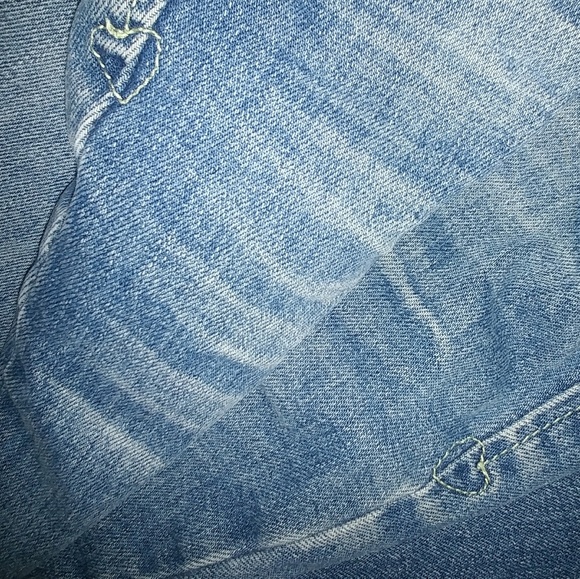 Jessica Simpson booty jeans - Picture 2 of 8