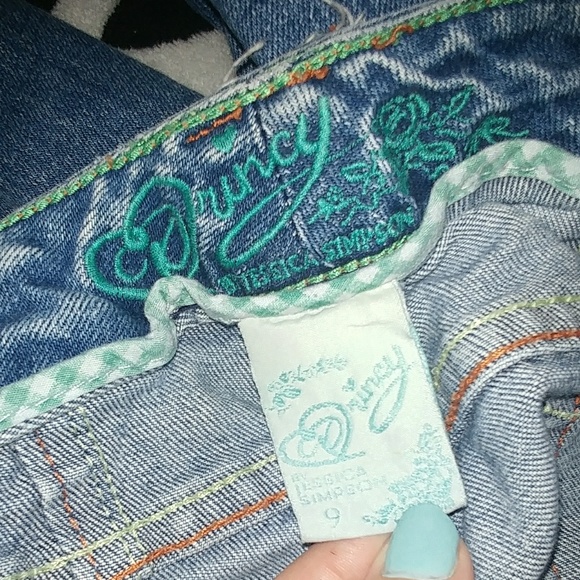 Jessica Simpson booty jeans - Picture 5 of 8