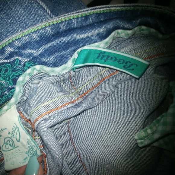 Jessica Simpson booty jeans - Picture 6 of 8