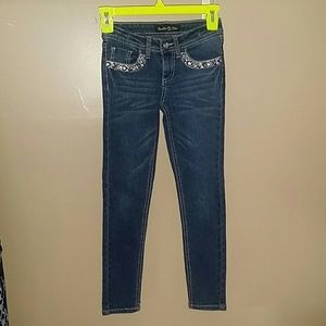 Girl's skinny jean