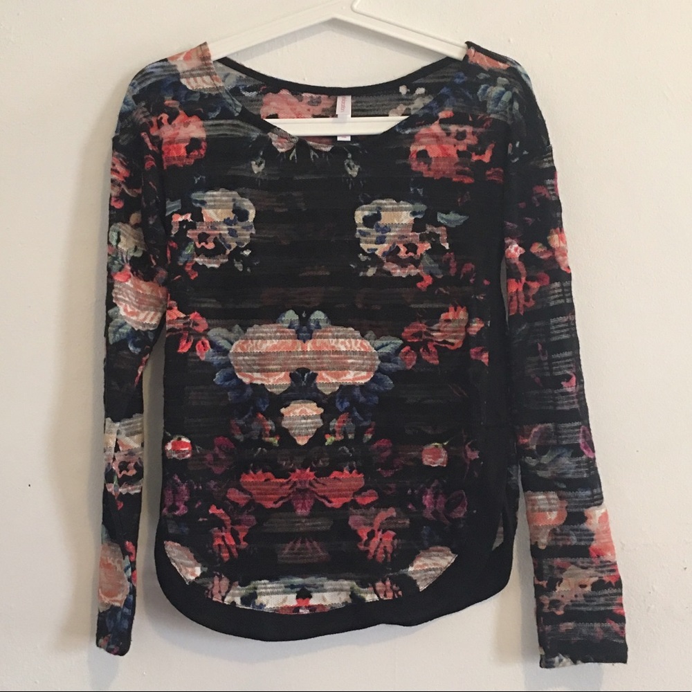 Xhilaration Sweater Top