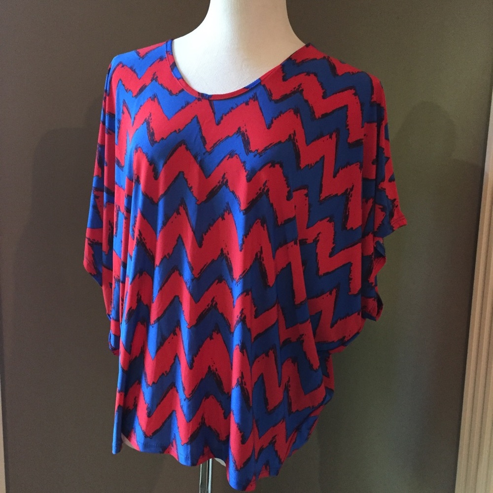NWOT red & blue top