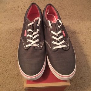 Size 9.5 Women's Vans