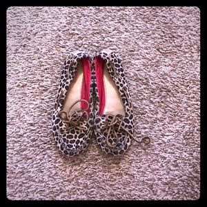 Girls size 13 Leopard Print asperity