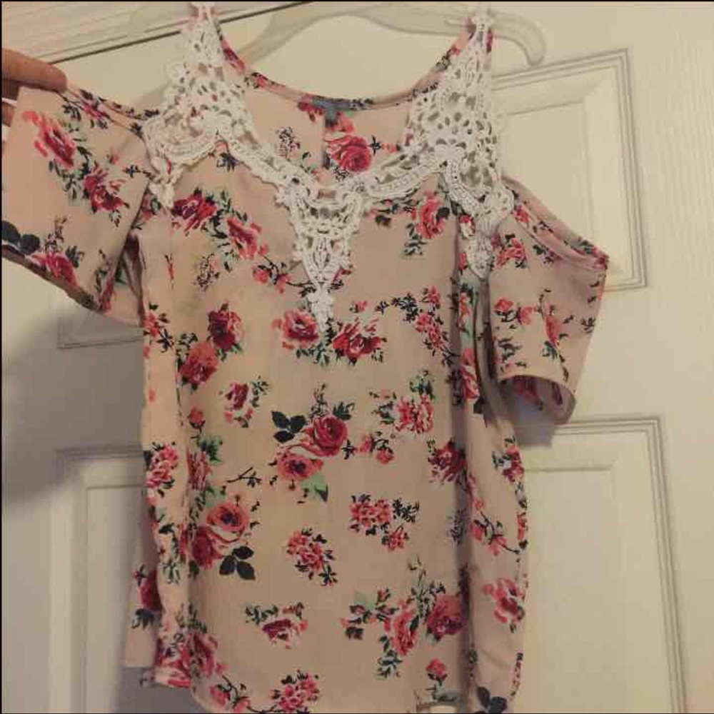 Charlotte Russe open shoulder top