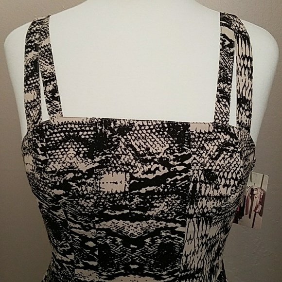 ✔SALE✔ 💋 UO~SILENCE + NOISE PRINT DRESS - Picture 2 of 7