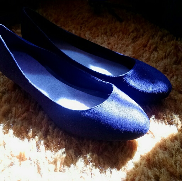 Purple Predictions Low Heel Shoe - Picture 2 of 4