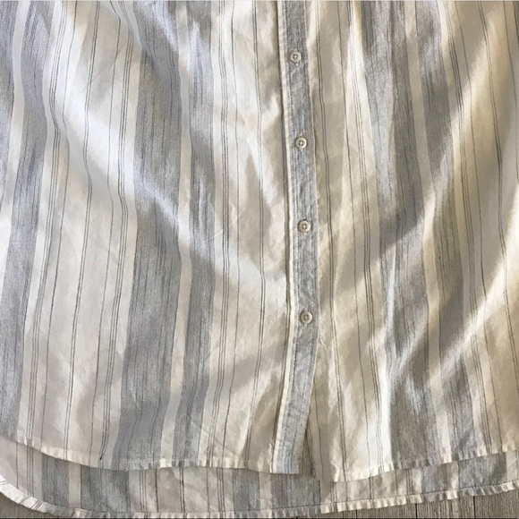 Stripped long button down Blouse - Picture 2 of 4