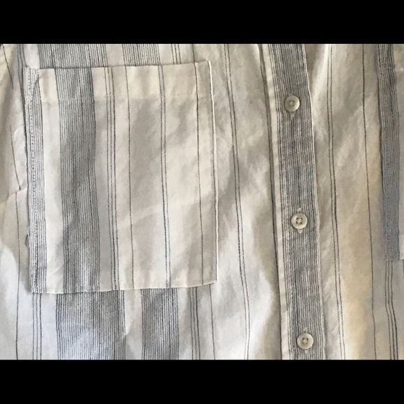 Stripped long button down Blouse - Picture 4 of 4