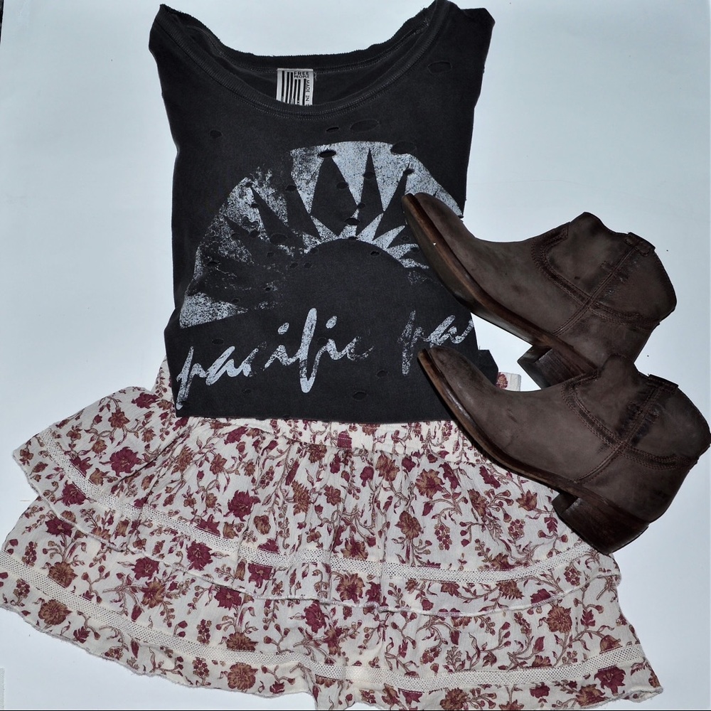 Free people Distress graphic tee