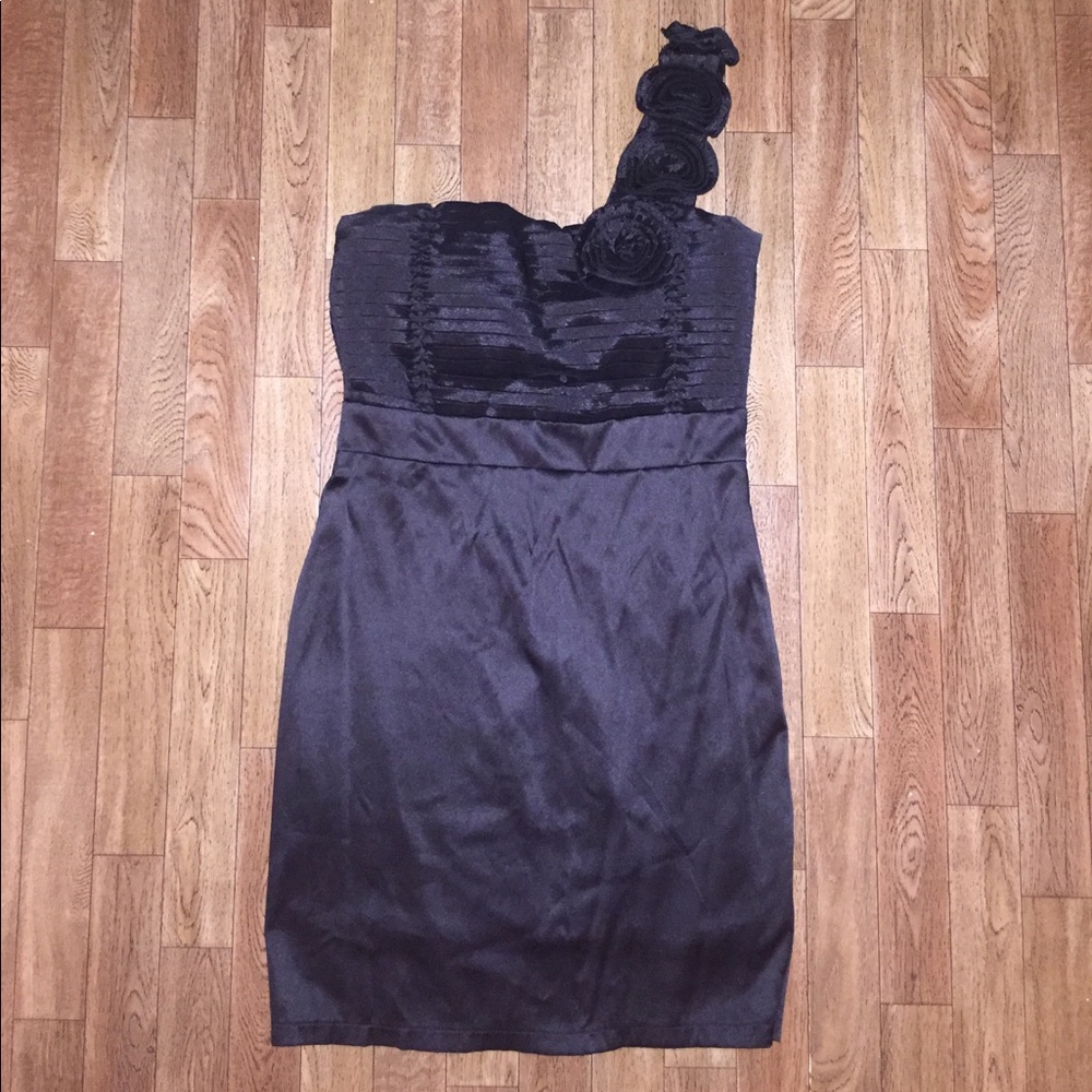 One shoulder little black cocktail dress