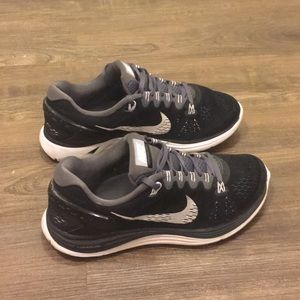 NIKE Women's Lunarglide 5