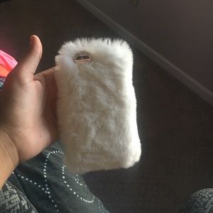 Furry white iPhone 6/6S 4.7 phone case
