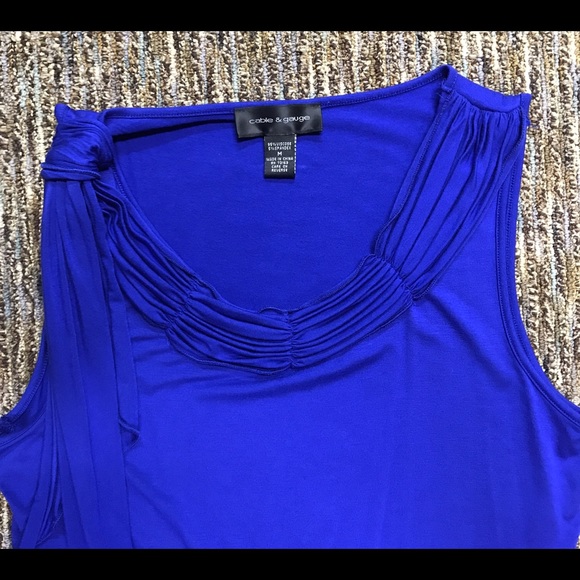 Bright blue sleeveless top - Picture 4 of 5